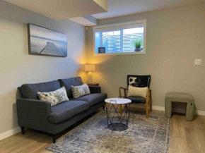 Private & Peaceful Retreat Close To Premium Outlet